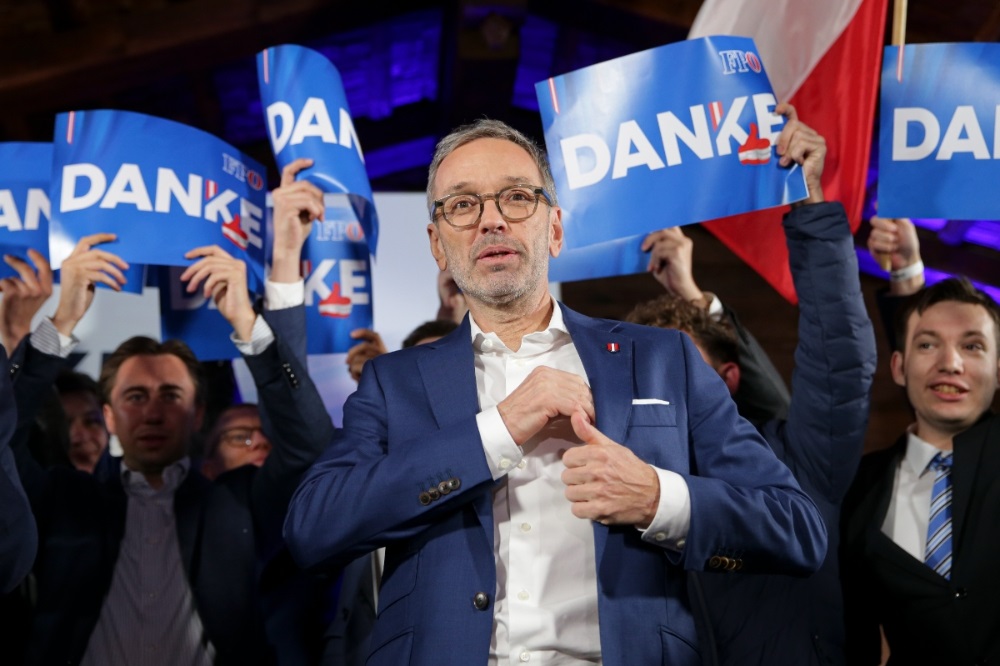 Last September, the FPÖ won 28.9% of the votes in the general election, becoming the largest party in parliament. Last September, the FPÖ won 28.9% of the votes in the general election, becoming the largest party in parliament.