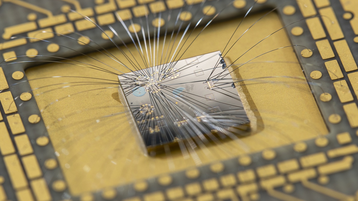 Microsoft’s device used to measure topological gaps Microsoft’s device used to measure topological gaps
