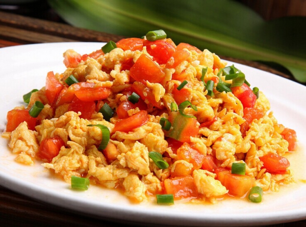 Scrambled Eggs with Tomatoes