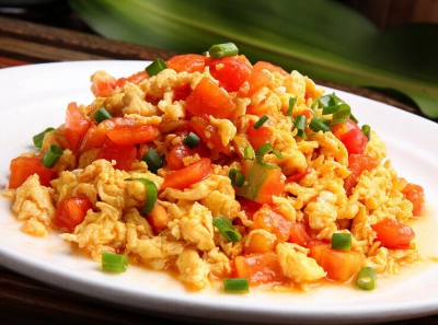Scrambled Eggs with Tomatoes